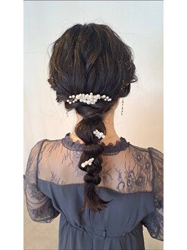 ウィス(WIS) 編みおろしアレンジ