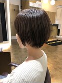 大人可愛い20代30代40代50代黒髪前下がりショートボブ/鹿児島