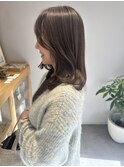 顔周りレイヤー×スタイリング楽ミディアム