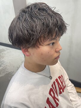 ネオン(NEON) 緩めシャドウパーマ