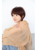 30代40代50代耳かけショート前髪なしハンサムショート白髪ぼかし