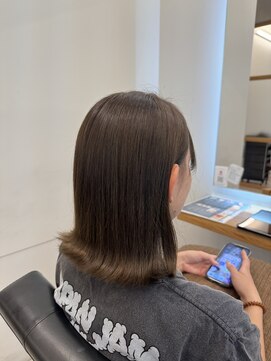 リュクスバトーバイトリコ 船橋南口店(Luxe BATEAU by tricot) キリッパなしボブ