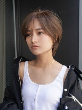 ギークス(GEEKS) 【GEEKS渋谷】ショートレイヤー/くびれカット/メンズライク/小顔