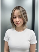 ヴィムヘアー 小禄店(VIM hair)&nbsp;トレンドスタイル♪切りっぱなしボブ×透明感ハイライトカラー◎