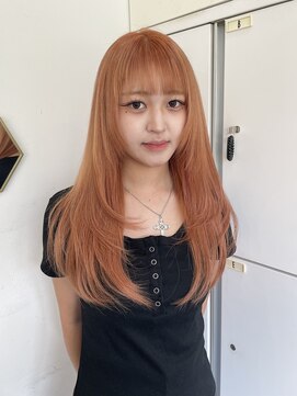 エレン 新百合ヶ丘店(ELEN) オレンジカラーに全体に動きがでるレイヤーカット