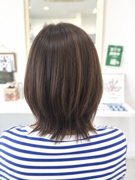 アトリーチェ 六科店(ATTRICE) 大人ナチュラルなくびれレイヤーボブ