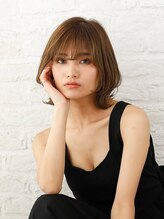 好印象を与えるオトナ可愛い透明感カラーも低ダメージで楽しめる。トレンドのモテ色で雰囲気チェンジ♪