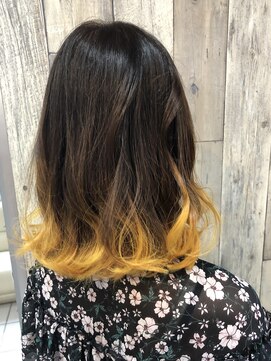 トムキャット(TOM CAT) 毛先イエロー裾カラーグラデーション