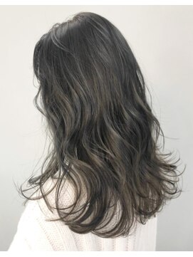 フリーダム(freedom) グレージュ カラー