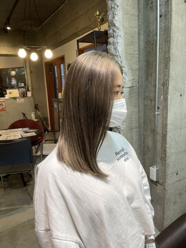 ヘアーラボ ハチ(HAIR LABO HACHI) ベージュ