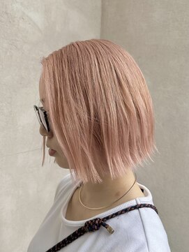 インフィニティー infinity HAIR SPACE BLOOM 服部天神/ダブルカラー/ピンクベージュ/切りっぱなしボブ