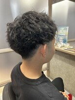 プロム(plom)&nbsp;【成瀬担当】メンズツーブロツイストスパイラル