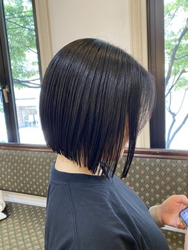 ルクール(Le Coeur) 前下がりボブ【眞部】