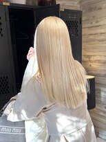 ヲタク(wotaku.)&nbsp;ホワイトブロンドハイトーントリプルカラーケアブリーチ髪質改善