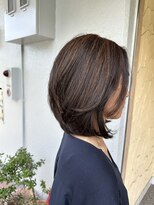 カルチェ(Quartier) ミディアムレイヤースタイル