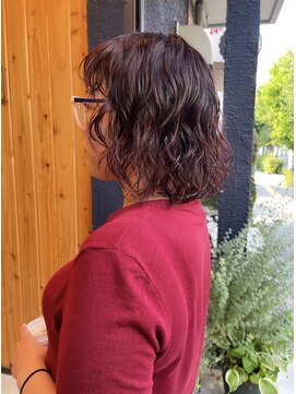 オアシス(oasis) 【oasisマミ】レイヤーボブウェーブパーマ/チェリーレッドカラー