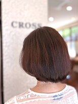 クロス(CROSS) 40代50代60代/ふんわりボブ