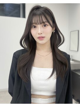 ヴェイン 渋谷(vain) レイヤーカット小顔似合わせ前髪ナチュラルワンカール美髪艶髪