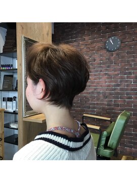 エドゥース(et DOUCE) ダークグレージュ×マニッシュショート◆30代40代50代60代