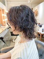 ビハインドザカーテン(BEHIND THE CURTAIN) 抜け感ウルフレイヤーパーマ