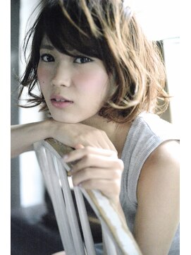 マイティ バイ エイチ(mighty by H) mighty【Nuance-BOB】グレージュ×透明感