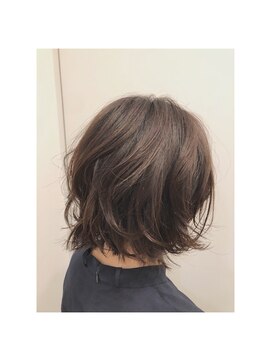 ビーダッシュアヴェダ(B dash AVEDA) ハイライトボブ