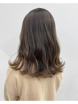 アライブ キチジョウジ(ALIVE Kichijoji) 【ALIVE吉祥寺】アッシュグレージュグラデーション