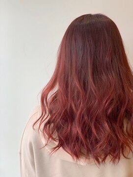 ジーナ 新宿(Zina) チェリーレッド