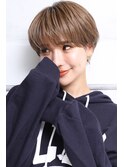 大人可愛い小顔美髪前下がりショートボブ丸みショートA4