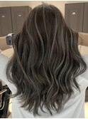 ミルクティーグレージュハイライトケアブリーチレイヤーカット