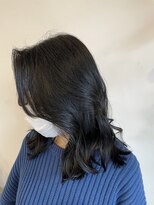 アカラ ヘアー(Akala Hair) ゆるふわセミディスタイル