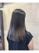 ルッソカナン(Lusso canaan) ツヤっとまとまるセミロングヘア