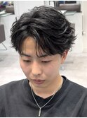センターパートツーブロックフェザーパーマニュアンスパーマ黒髪