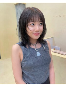 スニュウ(snuw) 【snuw mina】レイヤーカット/顔まわりカット/透明感カラー/伏見