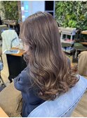 ラベンダーグレージュ×透明感
