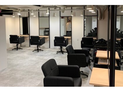 ラフ 難波店(LAFF)の写真