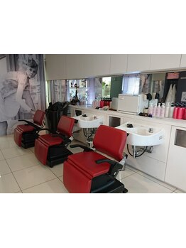 【高知/一宮】女性スタイリストのみの少人数サロン◎女性目線での提案や、細やかな気配りが魅力！