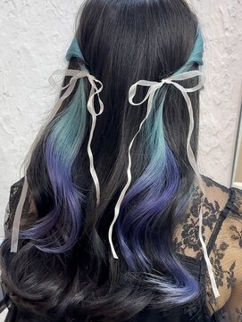 ミーム 原宿 表参道(meme) ”韓国風インナーカラー×レイヤーカットハーフアップ