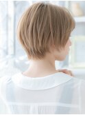 ■透明感シルバーベージュ小顔ショートマッシュ51-2上尾10代20代