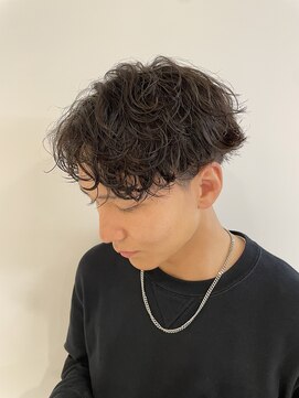 リットバイハレケ(Lit. by HAREKE) 無造作な波巻きパーマ