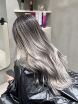 コスモス 町田(COSMOS)&nbsp;バレイヤージュ/ホワイトシルバー/シャドウルーツ