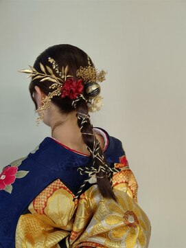 ウィット アンド ラファム Wit &La Famme 華やか振袖アップ