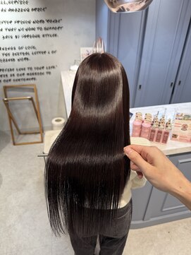 ロンドジェネルーズ 柏(Lond generous) オリーブグレー/韓国風巻き/レイヤーカット/髪質改善/縮毛矯正