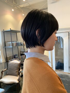 ニーナ(NINA) ショートボブ