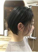 ナチュラルショートボブ×ダークカラー