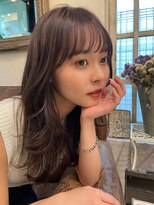 顔周りの可愛いレイヤーのロングヘア♪