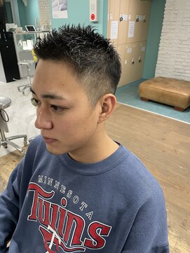 リーホリエ(Lee Horie) アップバングショート