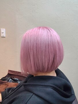 シェルビー 新宿(SHELBe) 小顔ショートボブ×美髪ピンク[新宿/髪質改善/ヘッドスパ]