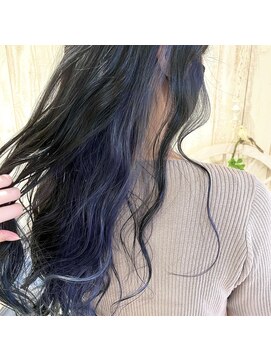 ヘアスペース エアリス(Hair space Earth) インナーカラー×ブルー