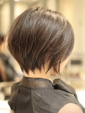 ヘア デザイン リスク(HAIR DESIGN RISK) 【RISK高橋勇太】20代30代40代の綺麗めナチュラルショートあ